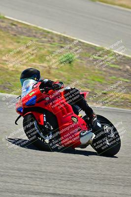 media/Apr-13-2025-TrackXperience (Sun) [[fb1ef998a6]]/Level 1 (Beginner)/Turns 4 and 6 (Session 4)/